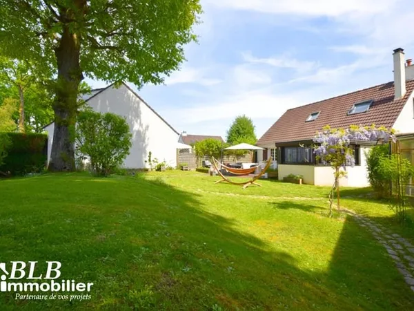 COUP DE COEUR AUX ESSARTS 78690 MAISON 7 pièces à vendre