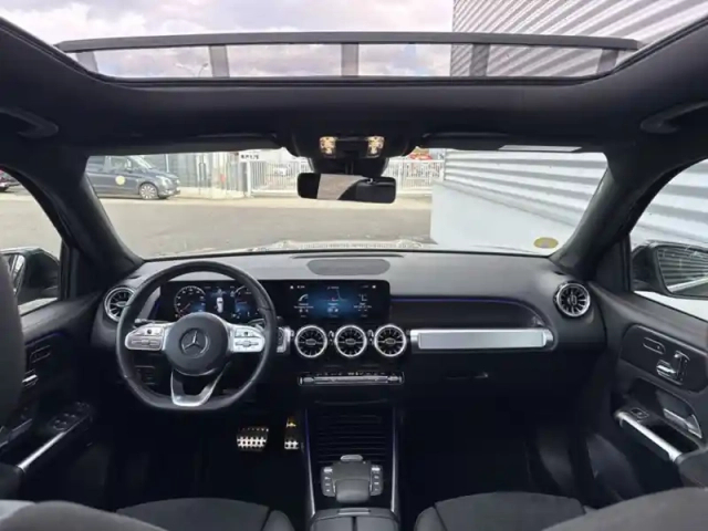 Mercedes Glb 200 d amg line pack premium p — photo 16