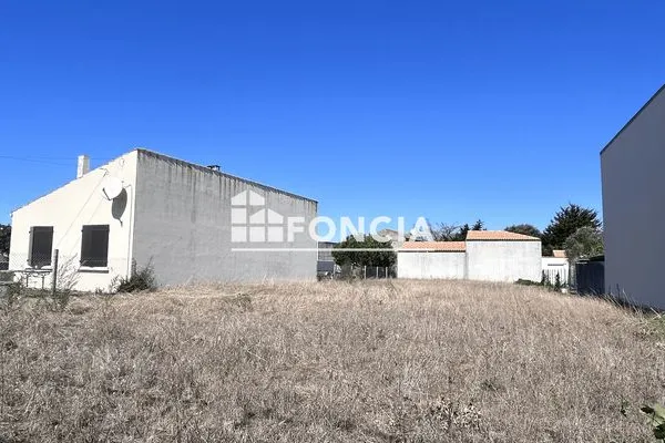 Terrain 732 m²