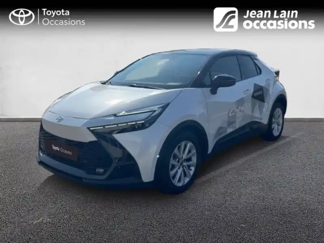 Toyota C-Hr hybride 140