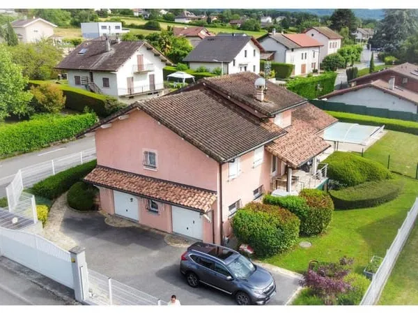 Maison 4 pièces 146 m²