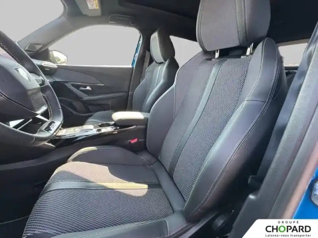 Peugeot 2008 electrique 54 kwh 156 ch — photo 11