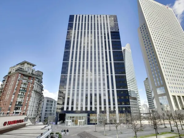 Bureaux 2 pièces 5246 m²