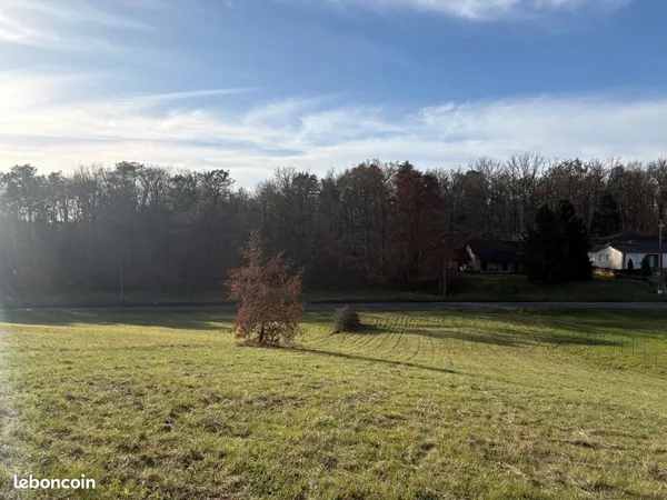 Terrain 1 613 m² Boulazac