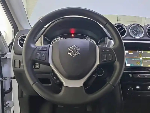 Suzuki Vitara 1.0 boosterjet — photo 35