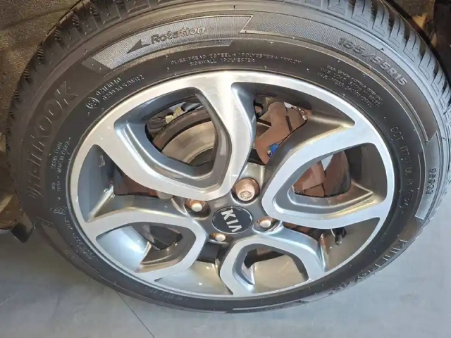 Kia Picanto 1.0l 66 ch isg — photo 9