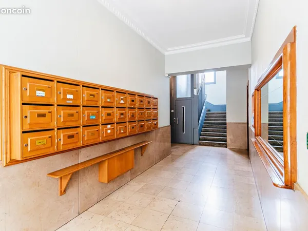 Appartement traversant lumineux de 87,5 m² à louer - non meublé