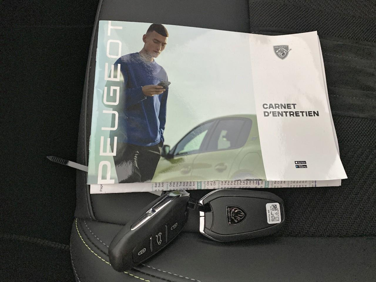 Peugeot 408 hybrid 145 e-dcs6 gt — photo 18