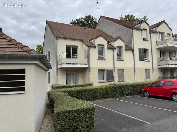 T2 bis meublé 52 m² avec balcon + parking - 3 min gare de Provins