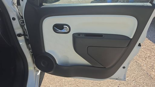 Renault Twingo 1.0 SCe 70 - Zen – 2018 – 117701 km – Essence – Boîte Manuelle — photo 25