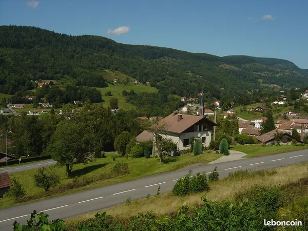 Maison et terrain avec vue