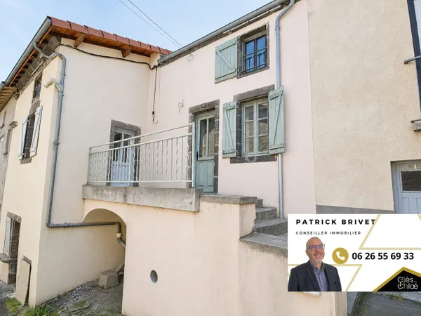 Maison De Bourg Avec Terrasse