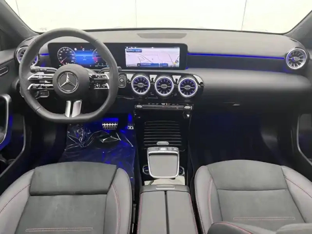 Mercedes Classe A 200 d amg line — photo 11