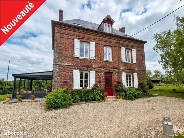 Maison 8 pièces 202 m²
