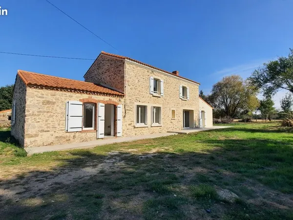 A louer : maison rénovée à la campagne, 5 chambres, 150m2+ terrain 5 000m2