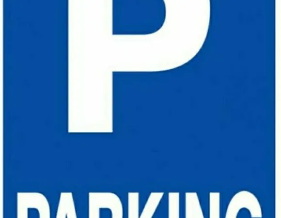 Vente 1 parking dans une cour privée