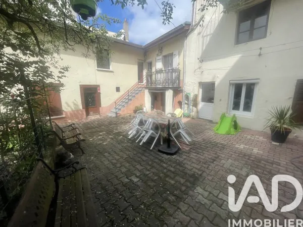 Maison 4 pièces 259 m²