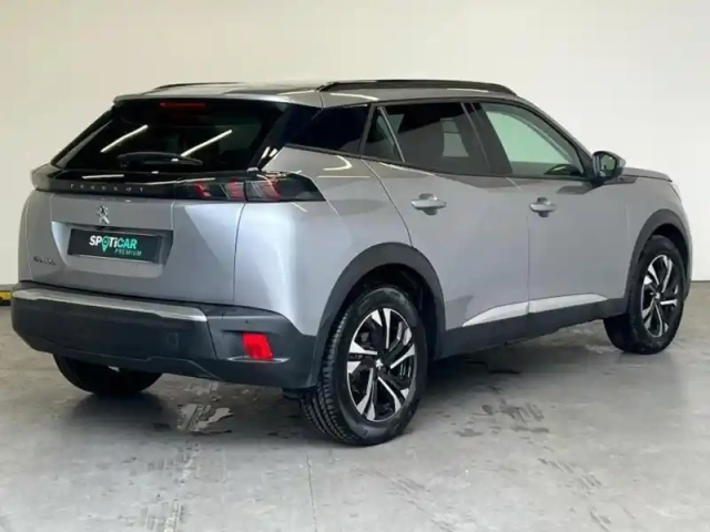Peugeot 2008 e- 136ch allure pack — photo 3