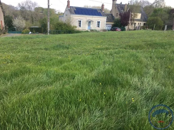 Terrain constructible et viabilisé de 823m2 proche centre vi