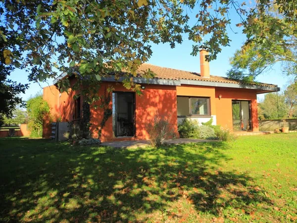 45 mn sud de Toulouse, maison d'architecte de 135 m2, 3 cham