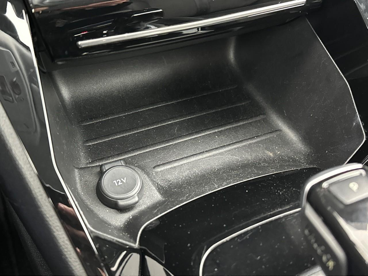 Peugeot 2008 puretech 130 s&s eat8 allure — photo 30