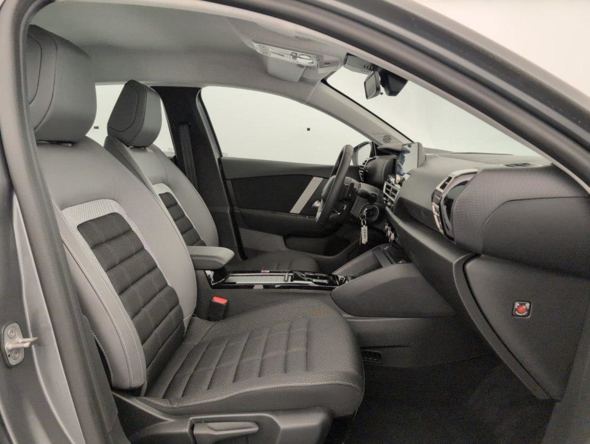 Citroën C4 — photo 9
