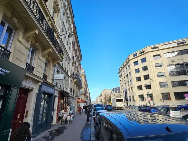 Restaurant 58 m² PARIS
