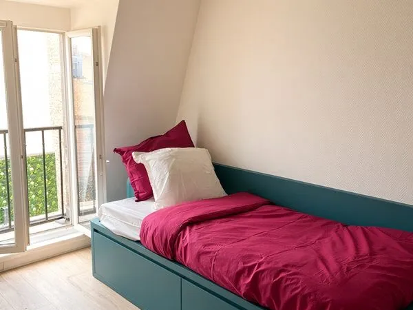 Studio 10m² rénové - Chambre de bonne - Rue de la Pompe - Paris 16 - Métro La Muette