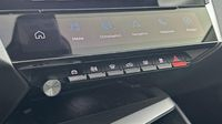 Peugeot 308 PHEV 180ch Allure Pack e-EAT8 — photo 15