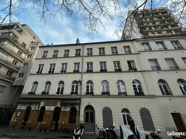Studio 1 pièce 24 m²