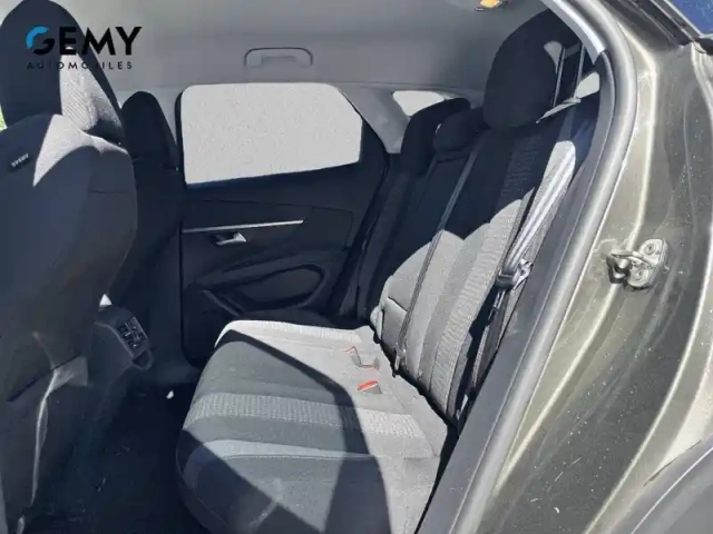 Peugeot 3008 puretech 130ch s&amp;s bvm6 — photo 10