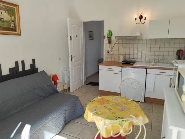 Studio 1 pièce 19 m²