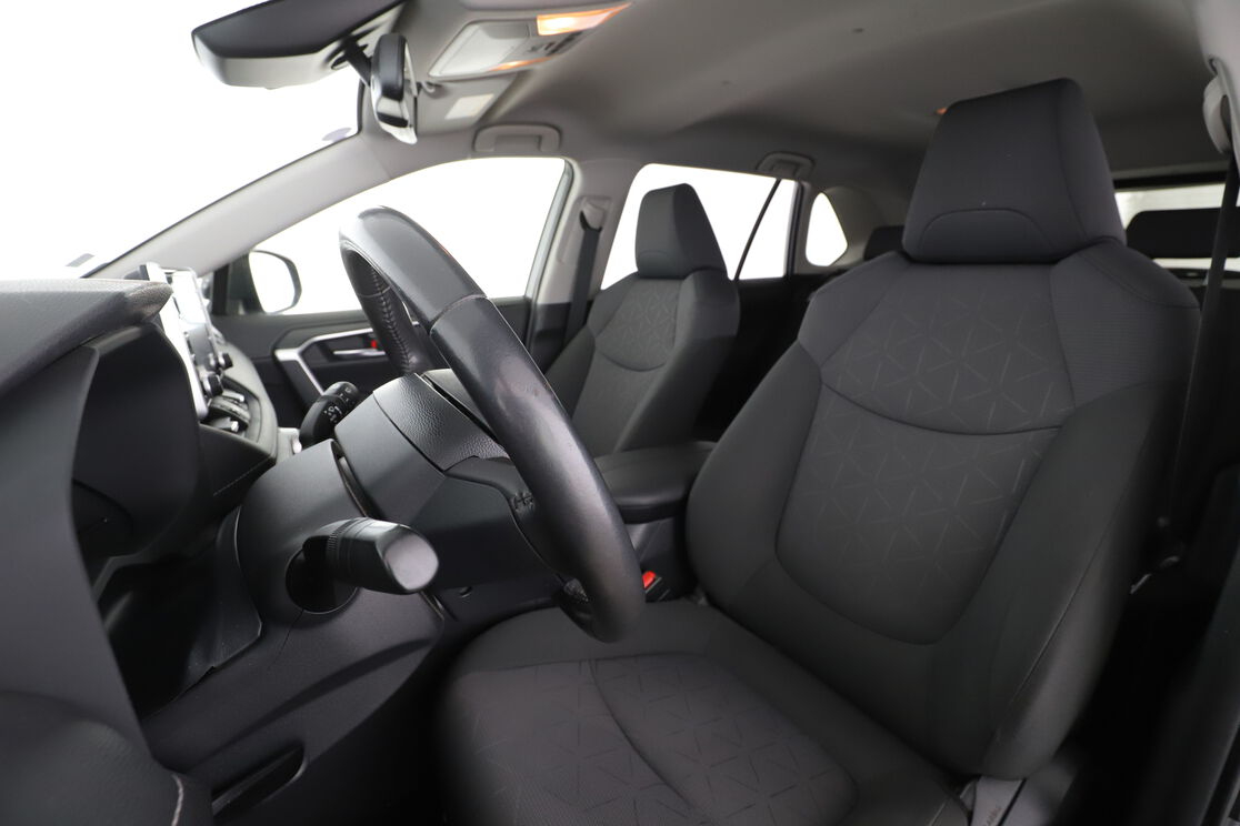 Toyota RAV 4 2.5 Hybride 2WD Dynamic — photo 9