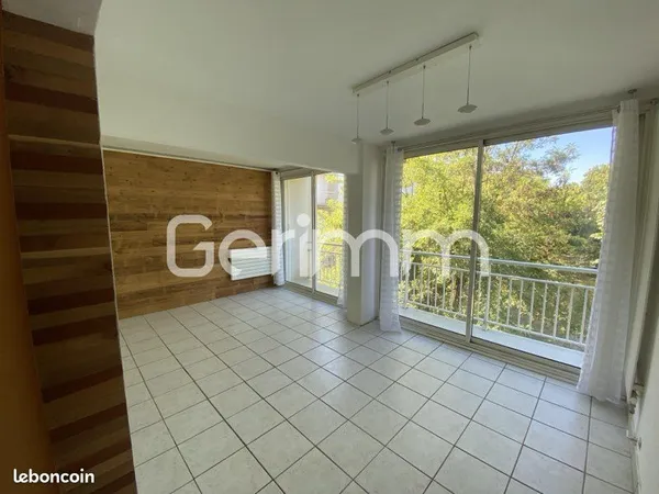 Location T4 à St Martin d'Heres