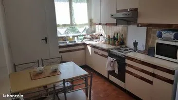 COLOCATION ÉTUDIANTE 470 dans T3 75m² Aix-En-Provence