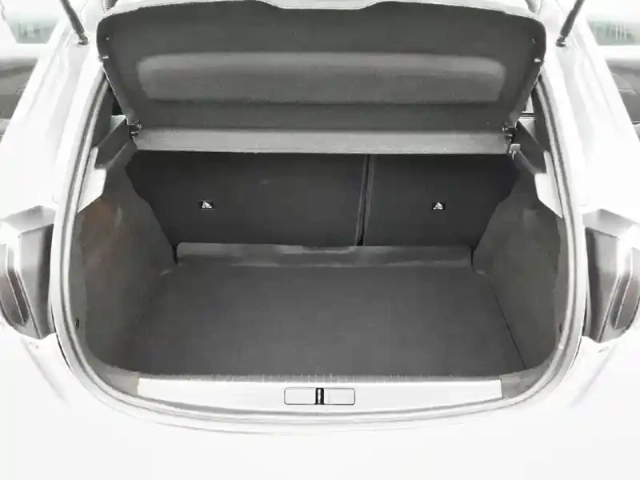 Peugeot 208 puretech 75 s&amp;s bvm5 — photo 31