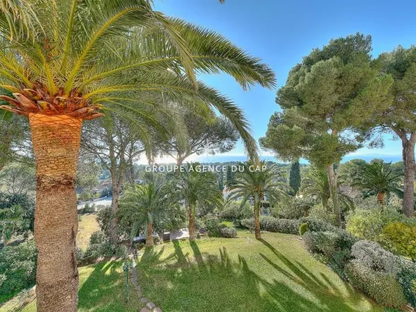 Appartement d'exception à Boulouris 5 pièce(s) 295 m2 vue mer Belle Epoque