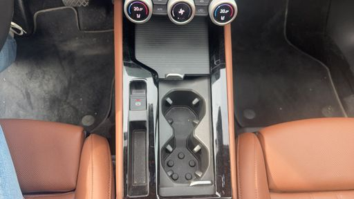 Skoda Superb Combi 1.5 TSI 150 mHEV DSG7 - Laurin & Klement – 2024 – 43063 km – Hybride essence – Boîte Automatique — photo 22