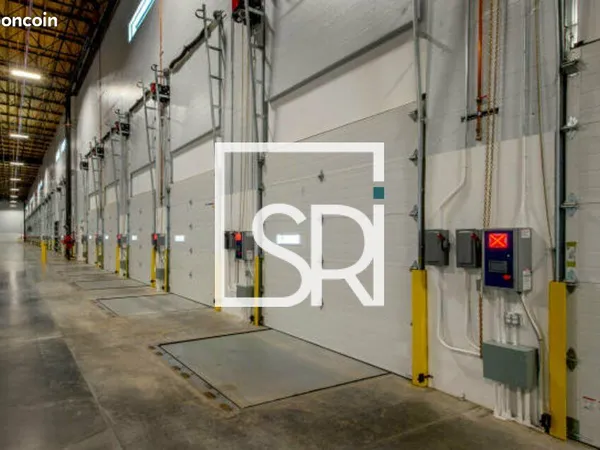 ENTREPOT - LOGISTIQUE 227 m² CREUZIER LE VIEUX