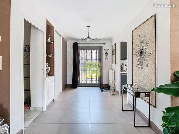 Maison 7 pièces 163 m²