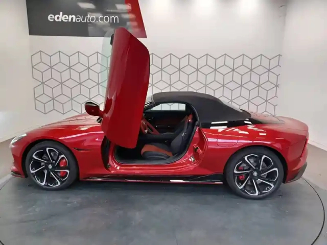 Mg Cyberster 77kwh - 375 kw 4wd — photo 9