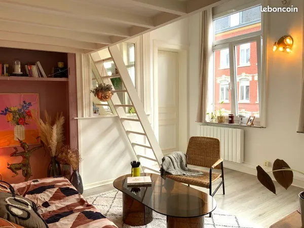 Lille Saint-Michel - T2 plein de charme, 33 m² Carrez / 37 m² au sol