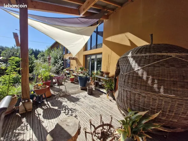 Maison 10 pièces 300 m²