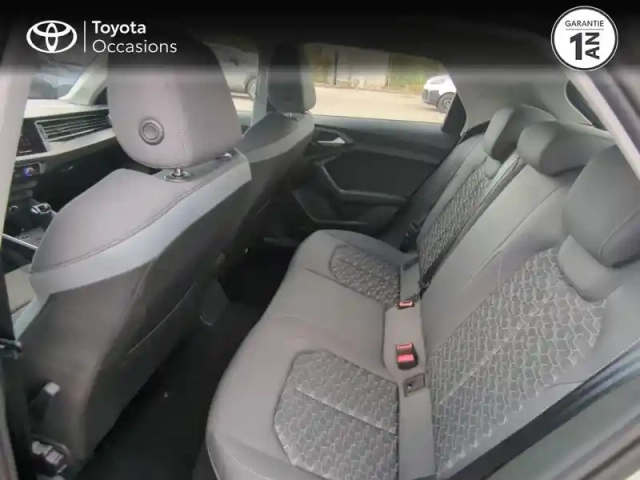 Audi A1 sportback 30 tfsi 116ch design s tronic 7 — photo 12