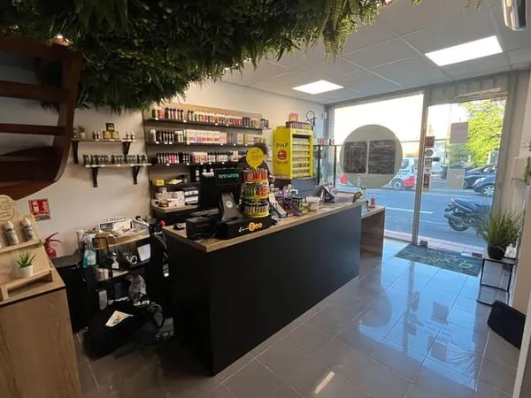 Local commercial 27 m²
