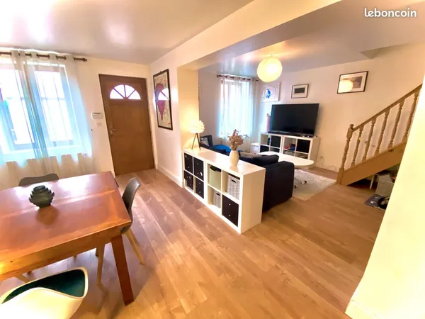 Maison de ville 165 m2 meublée