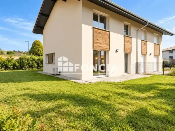 Maison neuve 4 pièces - 96 m² - Terrain de 229 m² - Garage - 3 chambres - Proche Suisse - FNO