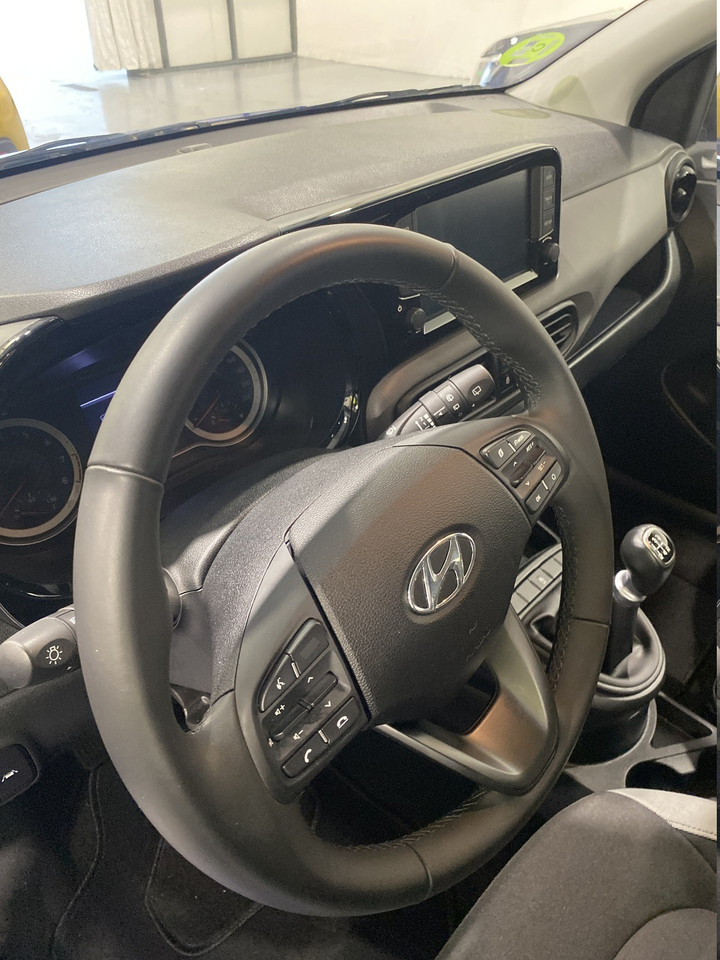 Hyundai i10 — photo 50