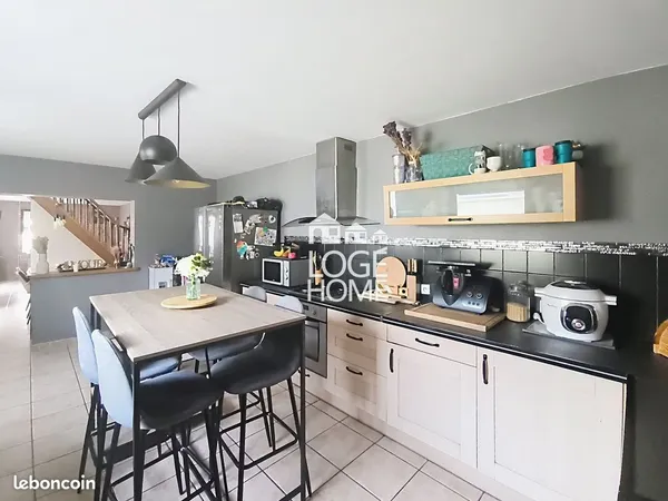 Maison 4 pièces 130 m²