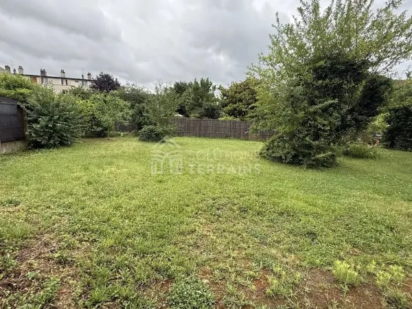 Terrain en individuel 390 m²